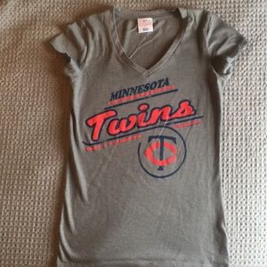Minnesota Twins Women’s Tee